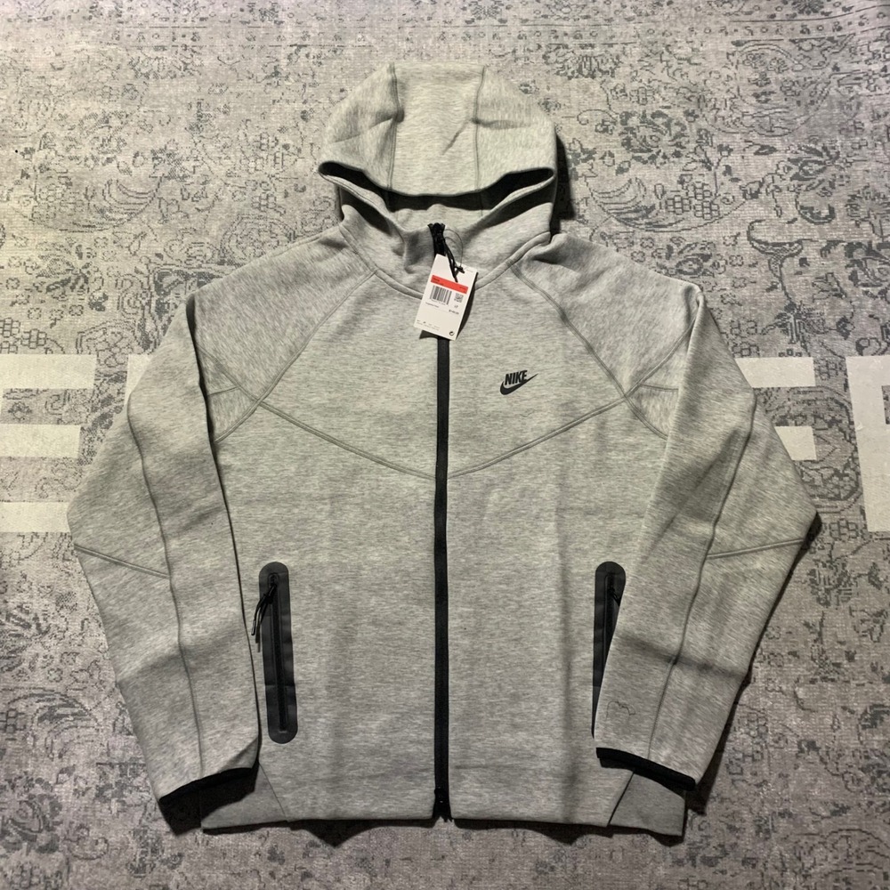 Nike Tech Fleece Full Zip Hoodie Size L Grey Black FB7921-063 Sportswear Jacket